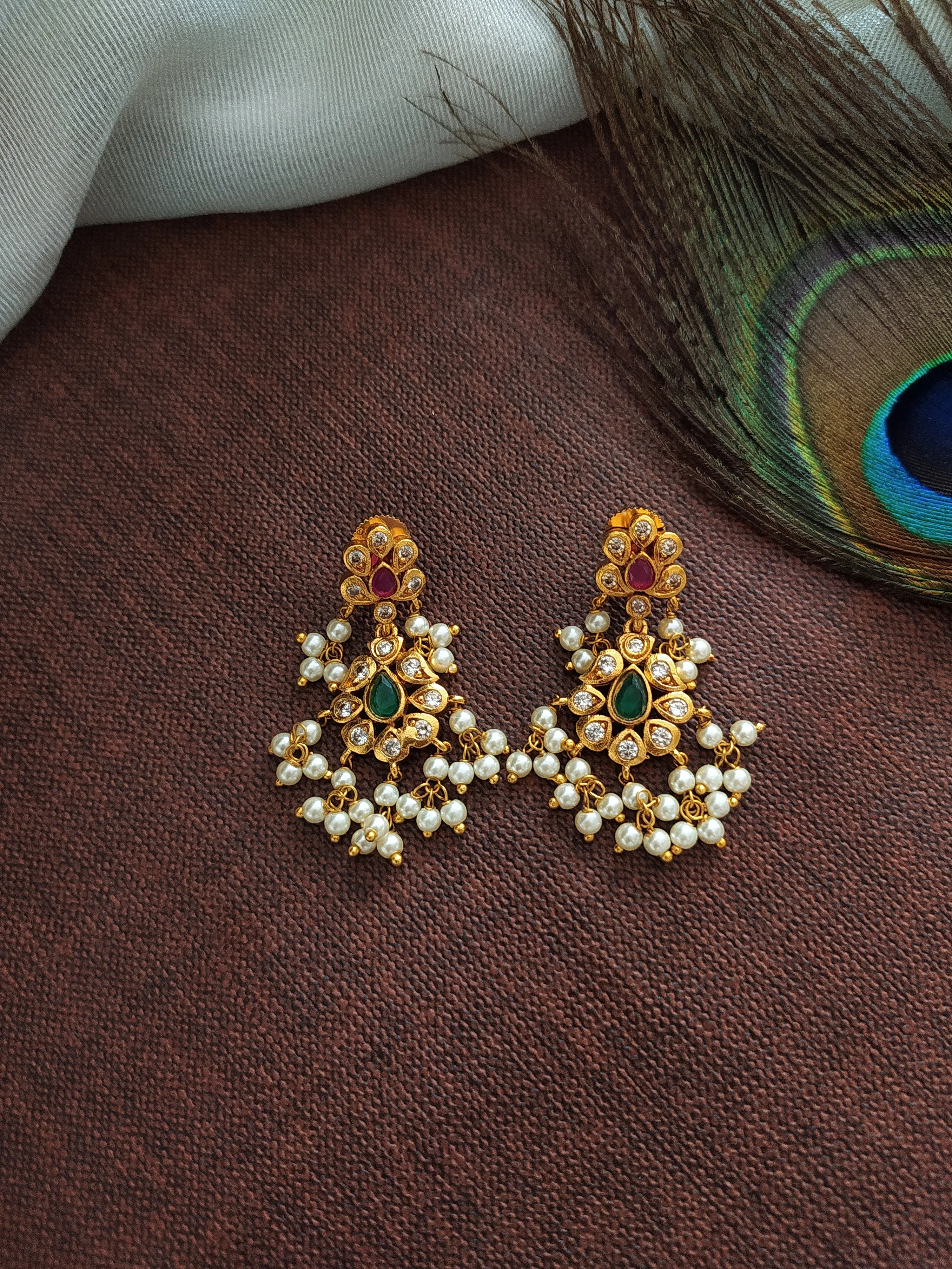 Traditional Antique Pearl Guttupusalu Long Haram Set